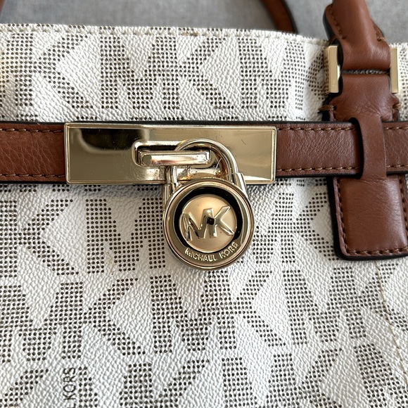Michael Kors camel/cream handbag - Picture 6 of 7
